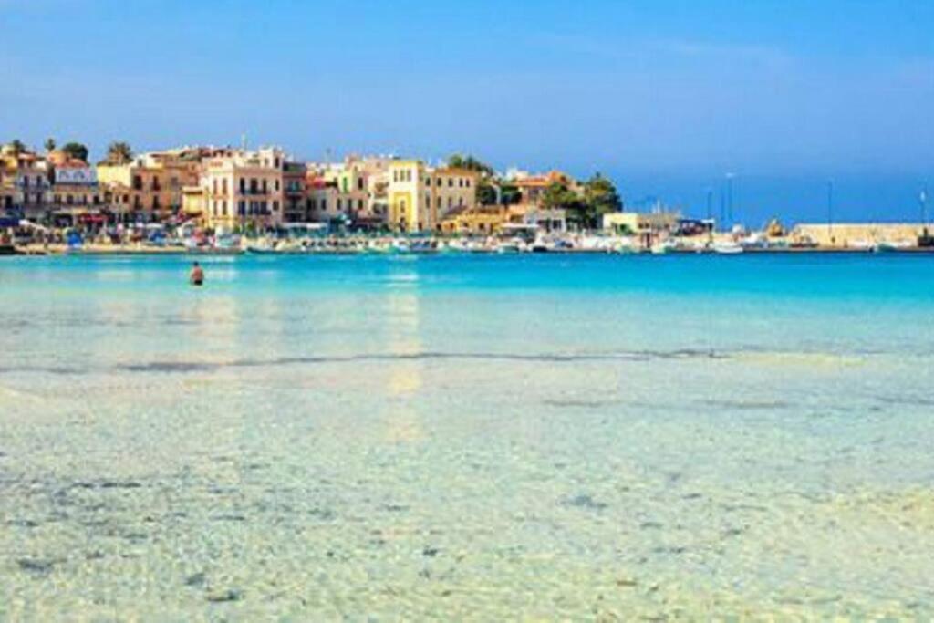 Bertie'S Mondello Daire Palermo Dış mekan fotoğraf